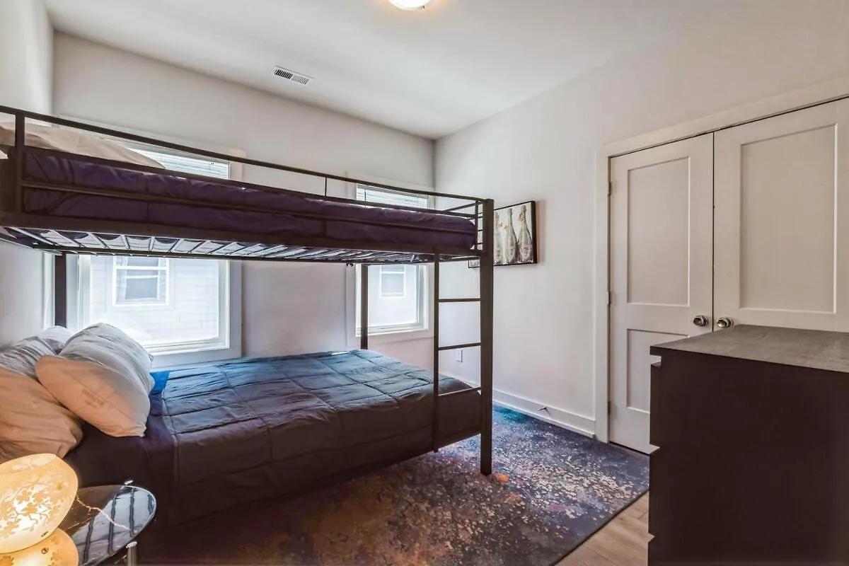 Pooltable-15 Mins To Uptown & Dt-King Bed! Villa Charlotte United States