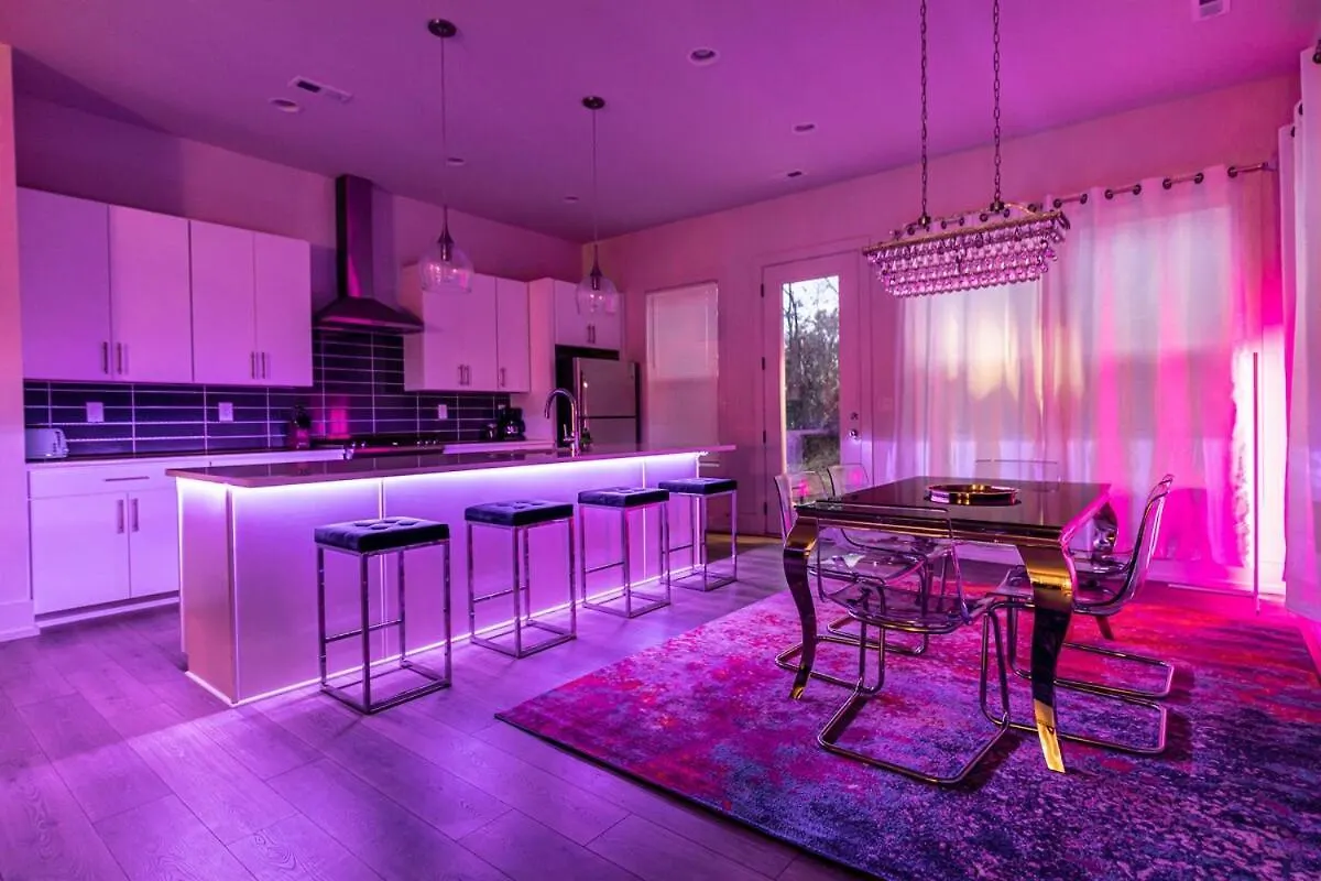 Pooltable-15 Mins To Uptown & Dt-King Bed! Villa Charlotte United States